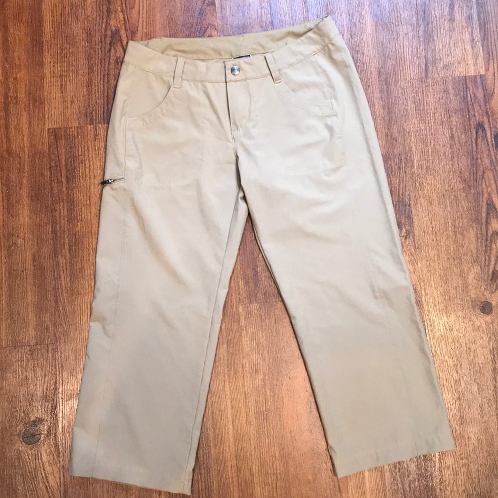 Patagonia light weight stretch Capri